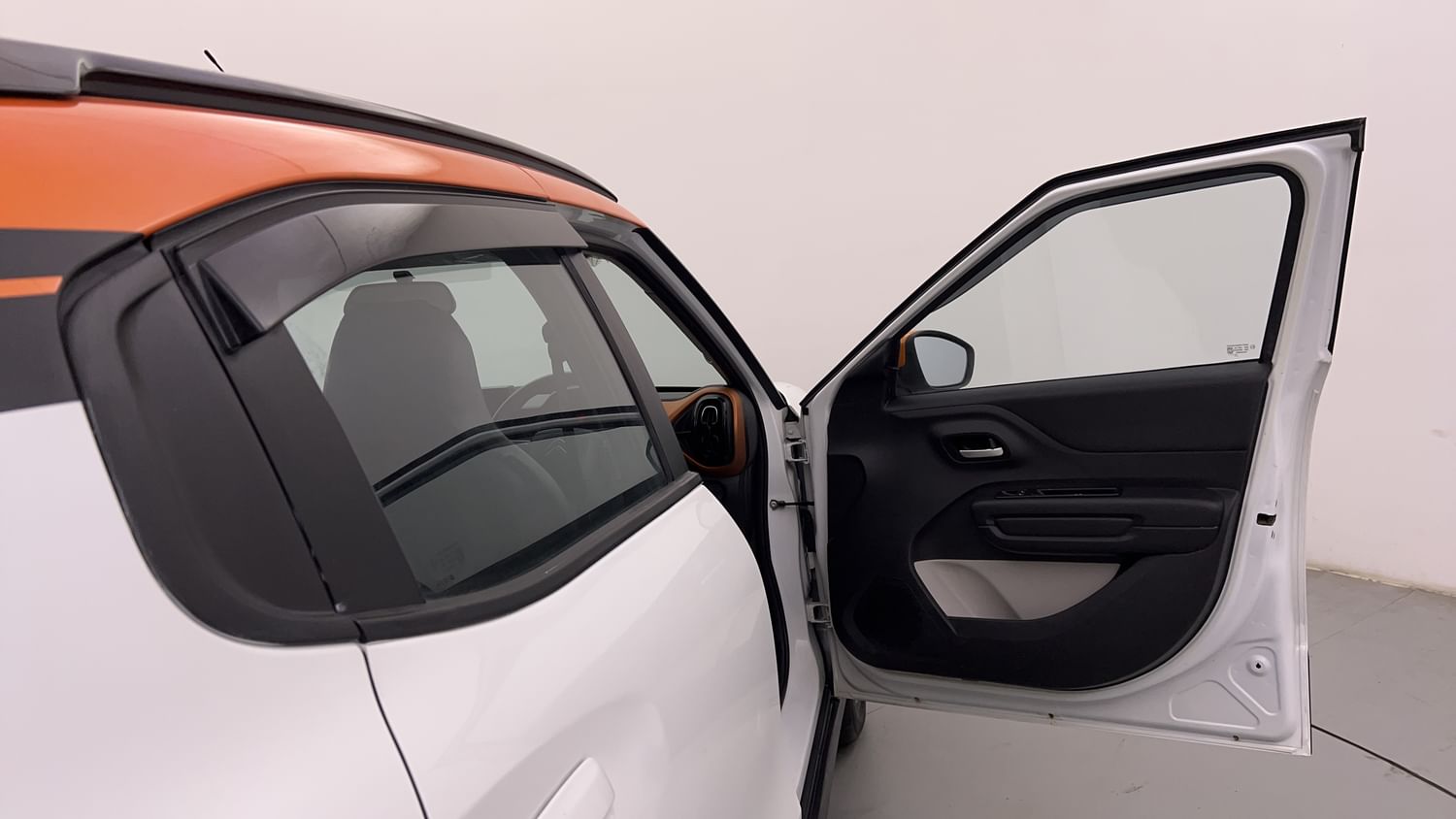 New Citroen C3 interior RIGHT FRONT DOOR OPEN VIEW