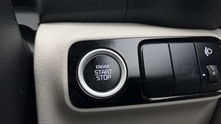 Used 2020 Kia Sonet HTX Plus 1.0 iMT Petrol Manual top_features Keyless start