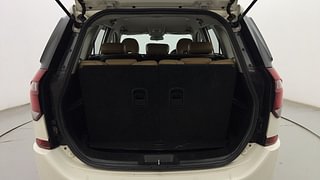 Used 2018 Mahindra XUV500 [2018-2021] W7 AT Diesel Automatic interior DICKY INSIDE VIEW
