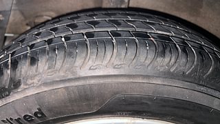 Used 2014 Hyundai Grand i10 [2013-2017] Asta AT 1.2 Kappa VTVT Petrol Automatic tyres RIGHT REAR TYRE TREAD VIEW