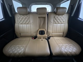 Used 2018 Mahindra XUV500 [2018-2021] W7 AT Diesel Automatic interior REAR SEAT CONDITION VIEW