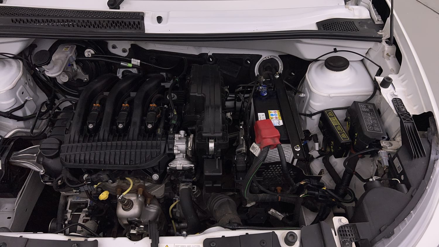 New Citroen C3 engine ENGINE LEFT SIDE VIEW