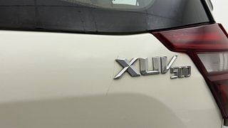 Used 2018 Mahindra XUV500 [2018-2021] W7 AT Diesel Automatic dents MINOR SCRATCH