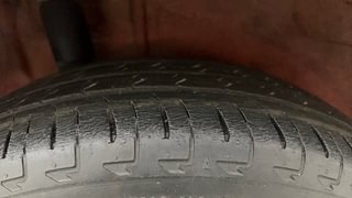 Used 2017 Maruti Suzuki Ignis [2017-2020] Delta AMT Petrol Petrol Automatic tyres RIGHT REAR TYRE TREAD VIEW