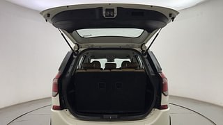 Used 2018 Mahindra XUV500 [2018-2021] W7 AT Diesel Automatic interior DICKY DOOR OPEN VIEW