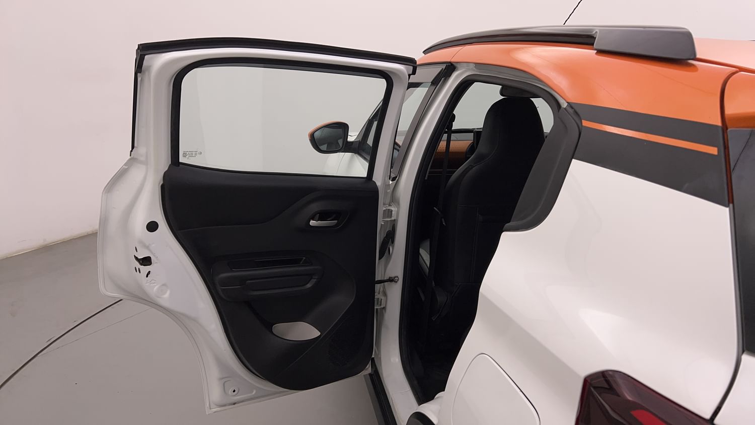 New Citroen C3 interior LEFT REAR DOOR OPEN VIEW