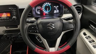 Used 2017 Maruti Suzuki Ignis [2017-2020] Delta AMT Petrol Petrol Automatic top_features Steering mounted controls