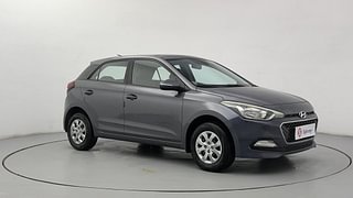 Used 2017 Hyundai Elite i20 [2014-2018] Sportz 1.2 Petrol Manual exterior RIGHT FRONT CORNER VIEW