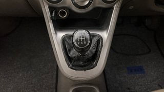 Used 2014 Hyundai i10 magna 1.1 Petrol Manual interior GEAR  KNOB VIEW