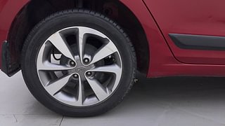 Used 2016 Hyundai Elite i20 [2014-2018] Asta 1.2 (O) Petrol Manual tyres RIGHT REAR TYRE RIM VIEW