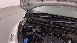 Used 2014 Hyundai i10 magna 1.1 Petrol Manual engine ENGINE RIGHT SIDE HINGE & APRON VIEW
