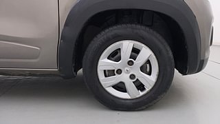 Used 2016 Renault Kwid [2017-2019] RXT 1.0 SCE Special Petrol Manual tyres RIGHT FRONT TYRE RIM VIEW