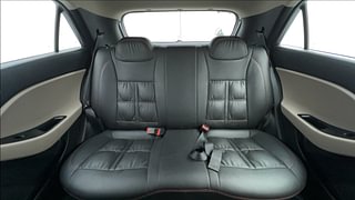 Used 2017 Hyundai Elite i20 [2014-2018] Sportz 1.2 Petrol Manual interior REAR SEAT CONDITION VIEW