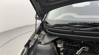 Used 2017 Hyundai Elite i20 [2014-2018] Sportz 1.2 Petrol Manual engine ENGINE RIGHT SIDE HINGE & APRON VIEW