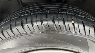 Used 2017 Hyundai Elite i20 [2014-2018] Sportz 1.2 Petrol Manual tyres LEFT FRONT TYRE TREAD VIEW