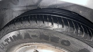 Used 2014 Hyundai i10 magna 1.1 Petrol Manual tyres LEFT REAR TYRE TREAD VIEW