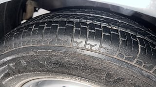 Used 2014 Hyundai i10 magna 1.1 Petrol Manual tyres LEFT FRONT TYRE TREAD VIEW