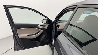 Used 2017 Hyundai Elite i20 [2014-2018] Sportz 1.2 Petrol Manual interior LEFT FRONT DOOR OPEN VIEW