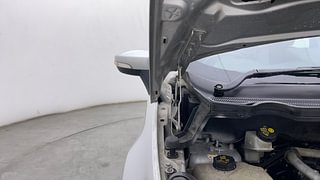 Used 2017 Ford EcoSport [2015-2017] Titanium 1.5L TDCi Diesel Manual engine ENGINE RIGHT SIDE HINGE & APRON VIEW