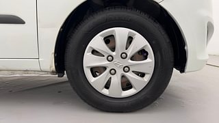 Used 2011 Hyundai i10 [2010-2016] Magna 1.2 Petrol Petrol Manual tyres RIGHT FRONT TYRE RIM VIEW