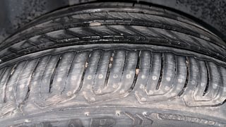 Used 2016 Volkswagen Polo [2015-2019] GT TSI Petrol Automatic tyres RIGHT REAR TYRE TREAD VIEW