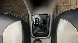Used 2018 Tata Tiago [2016-2020] Revotron XT (O) Petrol Manual interior GEAR  KNOB VIEW