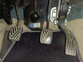 Used 2016 Maruti Suzuki Ciaz [2014-2017] ZXI+ Petrol Manual interior PEDALS VIEW