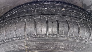 Used 2018 Hyundai Grand i10 [2017-2020] Sportz (O) 1.2 kappa VTVT Petrol Manual tyres RIGHT FRONT TYRE TREAD VIEW