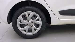 Used 2018 Hyundai Grand i10 [2017-2020] Sportz (O) 1.2 kappa VTVT Petrol Manual tyres RIGHT REAR TYRE RIM VIEW