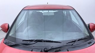 Used 2012 Maruti Suzuki Swift [2011-2017] VXi Petrol Manual exterior FRONT WINDSHIELD VIEW