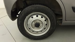 Used 2018 Maruti Suzuki Wagon R 1.0 [2013-2019] LXi CNG Petrol+cng Manual tyres RIGHT REAR TYRE RIM VIEW