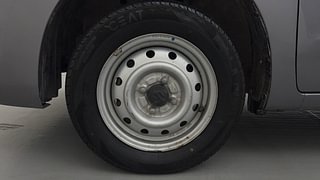Used 2015 Maruti Suzuki Wagon R 1.0 [2013-2019] LXi CNG Petrol+cng Manual tyres LEFT FRONT TYRE RIM VIEW