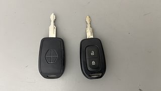 Used 2020 Renault Kwid [2017-2019] RXT 1.0 SCE Special (O) Petrol Manual extra CAR KEY VIEW