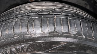 Used 2013 Ford Figo [2010-2015] Duratorq Diesel LXI 1.4 Diesel Manual tyres RIGHT FRONT TYRE TREAD VIEW