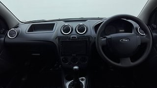 Used 2013 Ford Figo [2010-2015] Duratorq Diesel LXI 1.4 Diesel Manual interior DASHBOARD VIEW