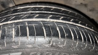 Used 2023 Honda City ZX CVT Petrol Automatic tyres RIGHT REAR TYRE TREAD VIEW