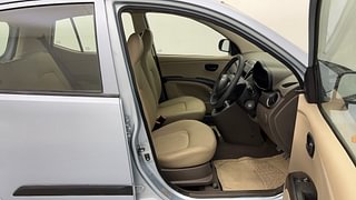 Used 2011 Hyundai i10 [2010-2016] Era Petrol Petrol Manual interior RIGHT SIDE FRONT DOOR CABIN VIEW