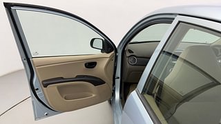 Used 2011 Hyundai i10 [2010-2016] Era Petrol Petrol Manual interior LEFT FRONT DOOR OPEN VIEW