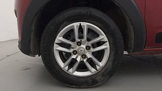 Used 2020 Renault Triber RXT Petrol Manual tyres LEFT FRONT TYRE RIM VIEW