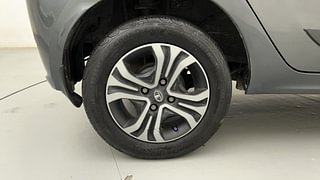 Used 2022 Tata Tiago Revotron XZ Plus CNG Petrol+cng Manual tyres RIGHT REAR TYRE RIM VIEW