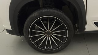 Used 2022 Renault Kiger RXZ AMT Dual Tone Petrol Automatic tyres LEFT FRONT TYRE RIM VIEW