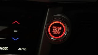 Used 2019 Honda City [2017-2020] VX Petrol Manual top_features Keyless start