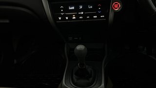 Used 2019 Honda City [2017-2020] VX Petrol Manual interior GEAR  KNOB VIEW