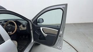 Used 2014 Renault Duster [2012-2015] RxL Petrol Petrol Manual interior RIGHT FRONT DOOR OPEN VIEW