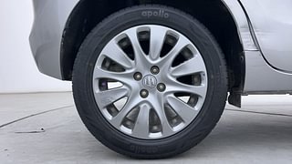 Used 2018 Maruti Suzuki Baleno [2015-2019] Zeta AT Petrol Petrol Automatic tyres RIGHT REAR TYRE RIM VIEW