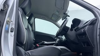 Used 2018 Maruti Suzuki Baleno [2015-2019] Zeta AT Petrol Petrol Automatic interior RIGHT SIDE FRONT DOOR CABIN VIEW