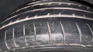 Used 2017 Hyundai Elite i20 [2014-2018] Sportz 1.2 Petrol Manual tyres LEFT FRONT TYRE TREAD VIEW
