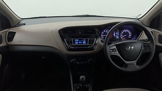 Used 2017 Hyundai Elite i20 [2014-2018] Sportz 1.2 Petrol Manual interior DASHBOARD VIEW