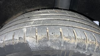 Used 2018 Maruti Suzuki Baleno [2015-2019] Zeta AT Petrol Petrol Automatic tyres LEFT REAR TYRE TREAD VIEW