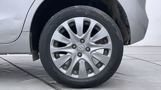 Used 2018 Maruti Suzuki Baleno [2015-2019] Zeta AT Petrol Petrol Automatic tyres LEFT REAR TYRE RIM VIEW